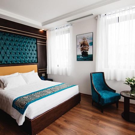 Paris Boutique Hotel Халонг Экстерьер фото